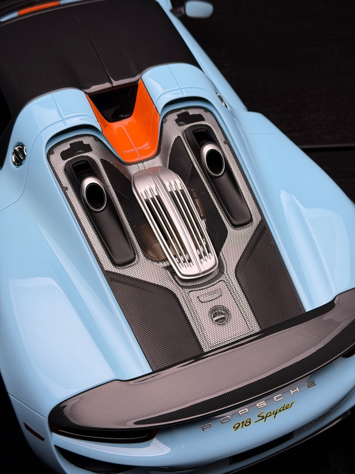 Porsche 918 Spyder (Gulf Blue Livery) [H&H] 1:8 scale