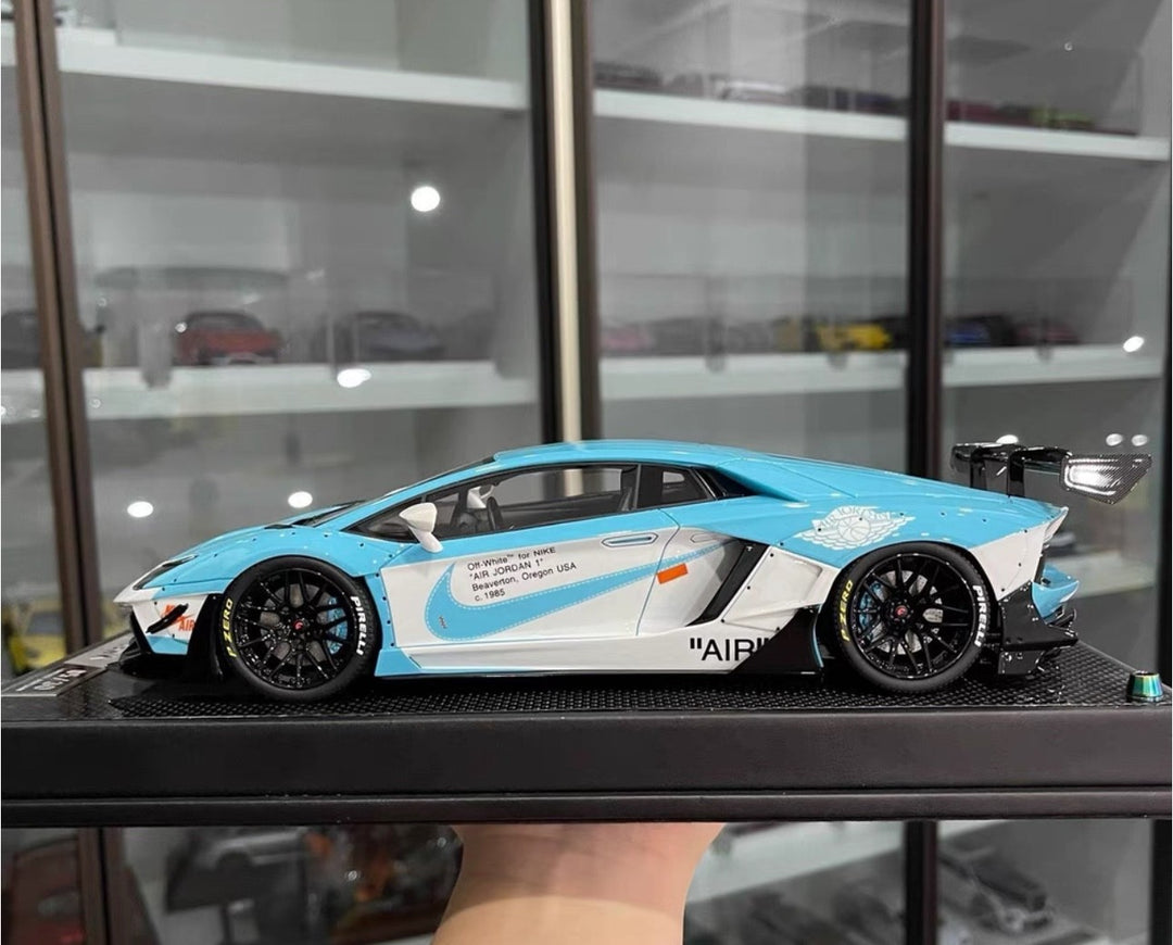 Lamborghini Aventador LBWK (Nike x Off-White) [Timothy & Pierre] 1/18 scale