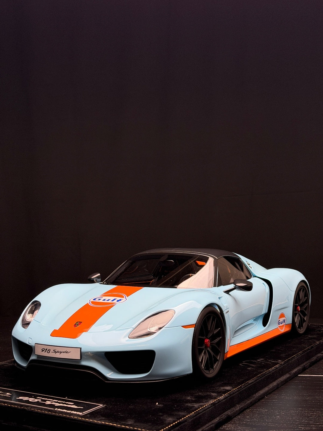 Porsche 918 Spyder (Gulf Blue Livery) [H&H] 1:8 scale