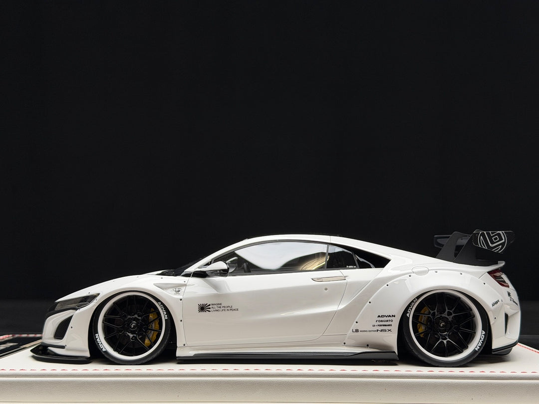 Honda Acura NSX LBWK (White) [Davis & Giovanni] 1:18 scale – Collectors ...