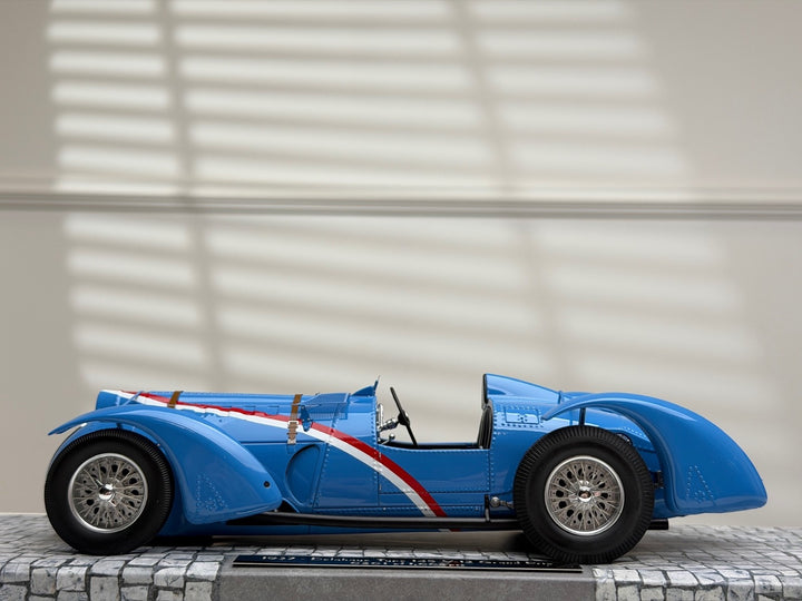1932 DELAHAYE TYPE 145 V-12 SPIDER (Bluette) [MINICHAMPS] 1/18 scale