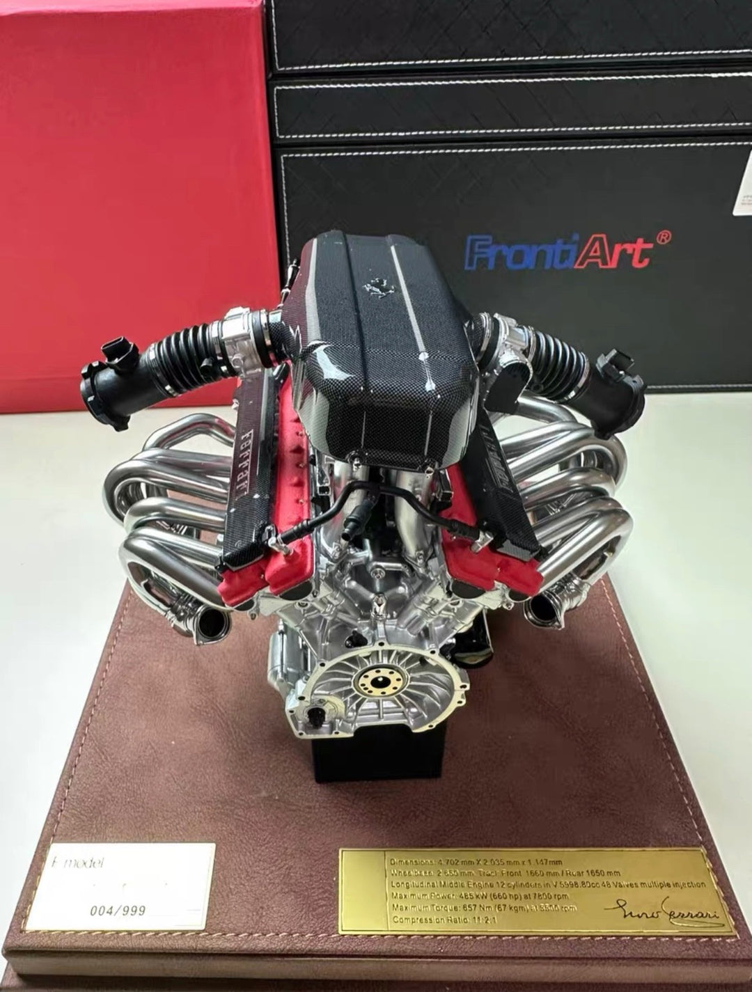 Ferrari Enzo Engine (F Model) 1:6 scale