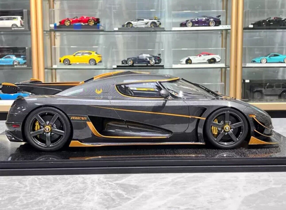 Koenigsegg Agera RS Phoenix (Exposed Carbon Fibre) [FrontiArt] 1:8 scale