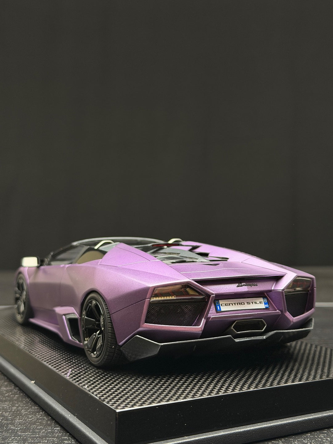 Lamborghini Reventon Roadster (Purple/ Hand signed) [MR Collection] 1/18 scale