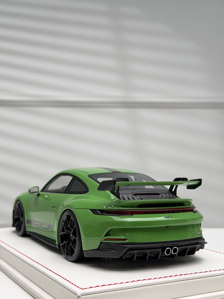 Porsche 911 GT3 (Pale Green, Black Stripes) [Davis & Giovanni] 1/18 scale