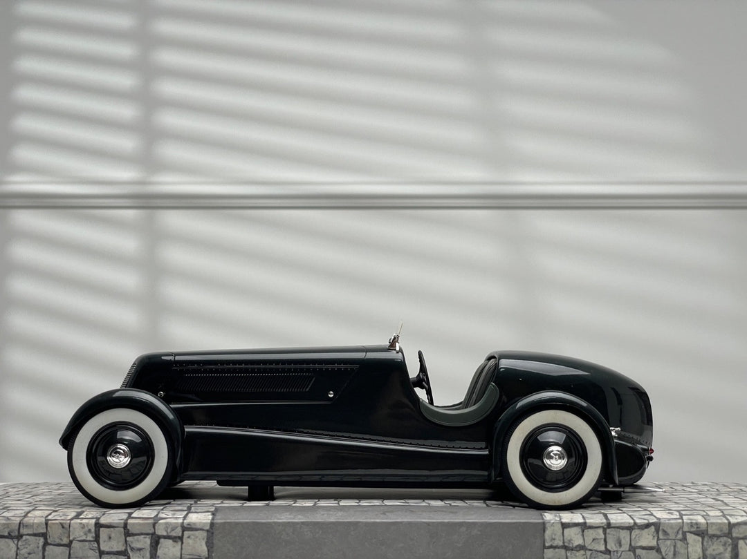 1934 Edsel Ford Model 40 Special Speedster (Black) [MINICHAMPS] 1:18 scale