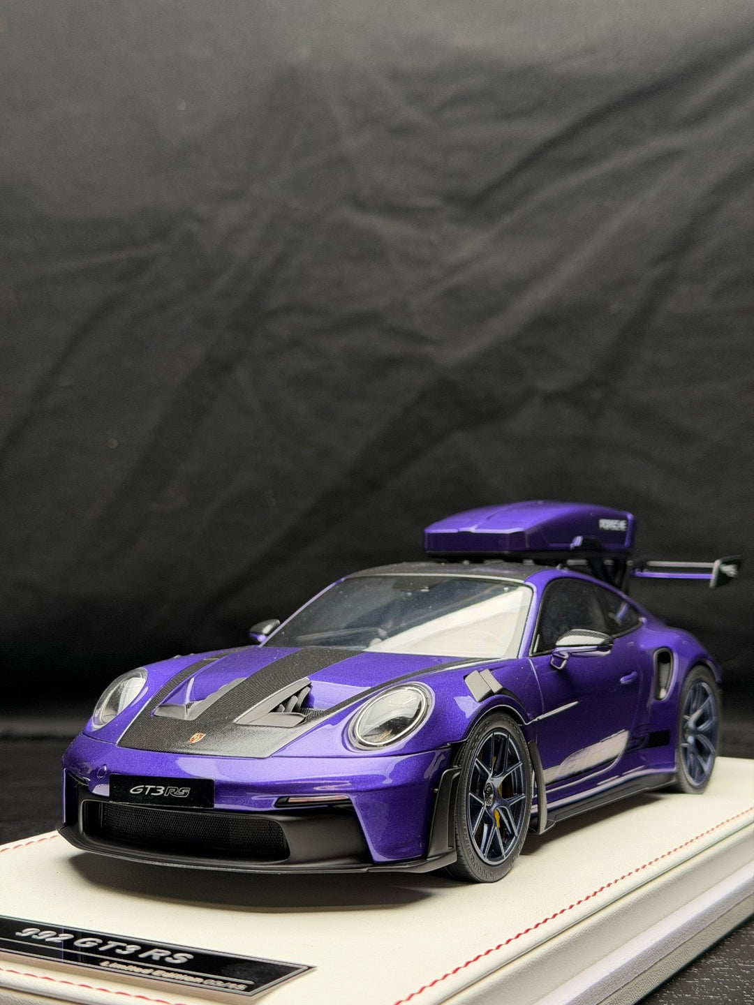 Porsche 911 GT3 RS w/ Roof Rack (Purple/ Black) [IVY Model] 1:18 scale