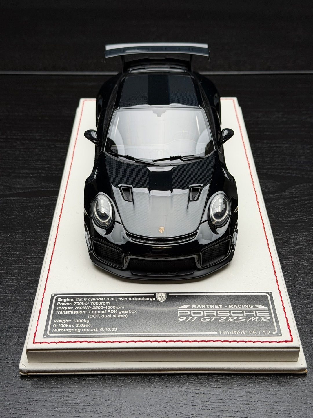 Porsche 911 GT2 RS MR (Black) [Davis & Giovanni] 1:18 scale