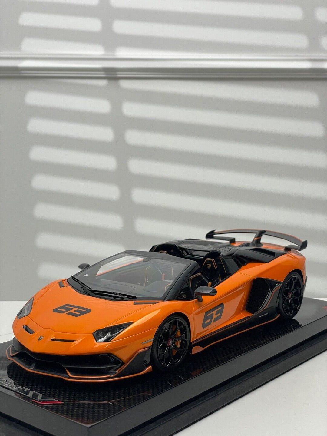 Lamborghini Aventador SVJ Roadster (Orange #63) [MR Collection] 1/18 scale