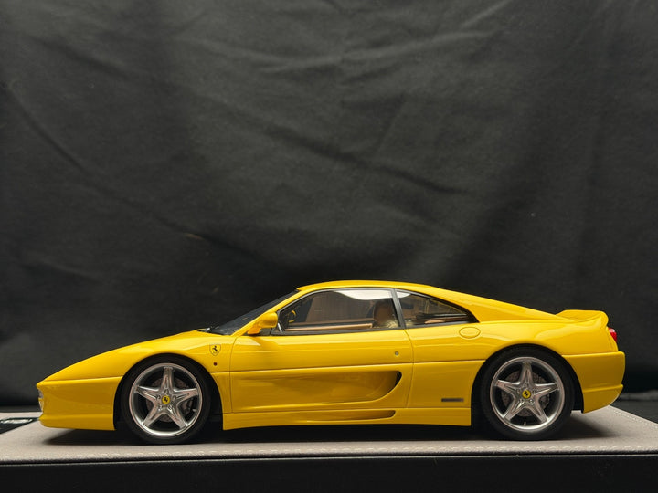 Ferrari F355 Berlinetta (Yellow) [V8 Model] 1:18 scale