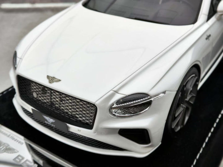 Bentley Continental GTS (Pearl White) [Henson&Heaven] 1/18 scale