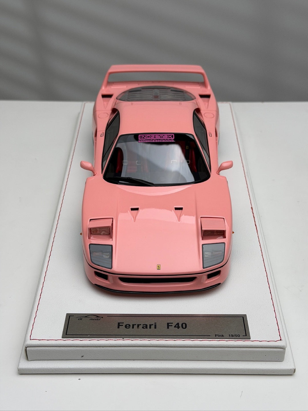 Ferrari F40 (Pink Anti Social Social Club) [GL Model] 1/18 scale