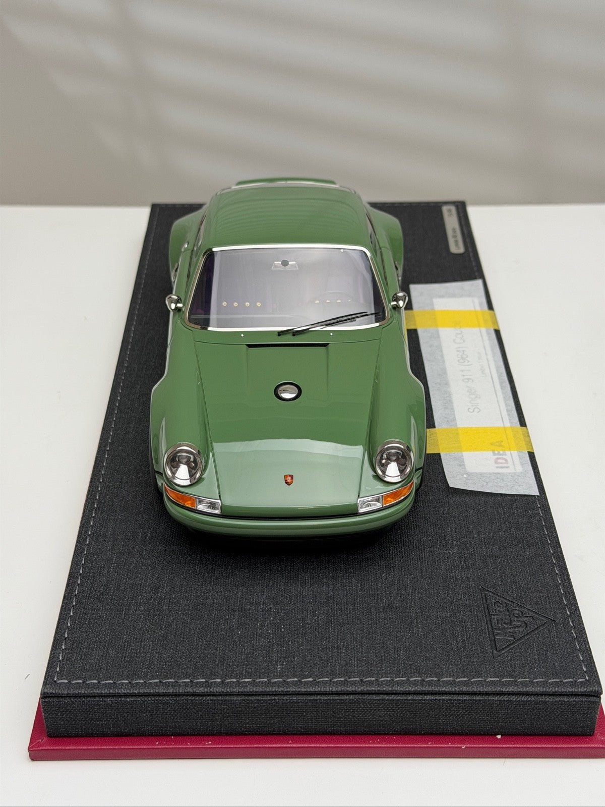 Porsche 911 Targa Singer (Dark Green) [Make up IDEA] 1/18 scale
