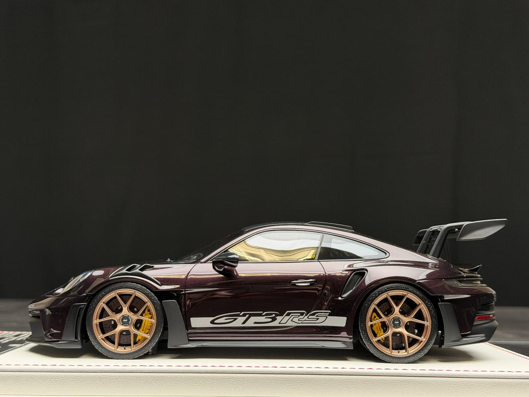 Porsche 911 GT3 RS (Amethyst Purple) [Davis & Giovanni] 1:18 scale