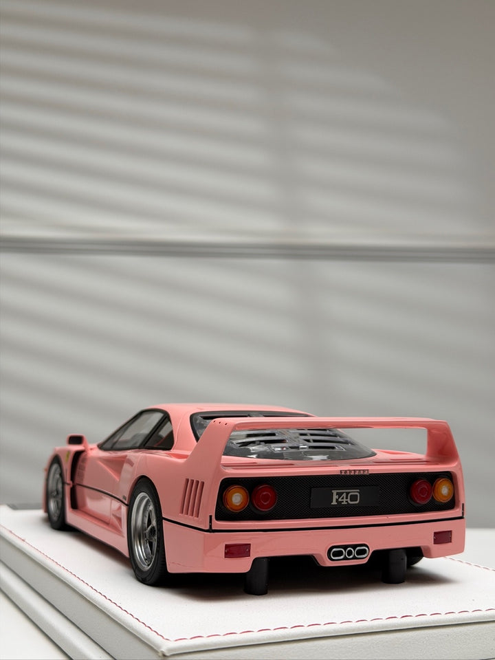 Ferrari F40 (Pink Anti Social Social Club) [GL Model] 1/18 scale