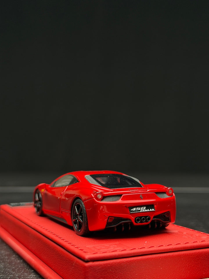 Ferrari 458 Italia (Gloss Red) [BBR Deluxe] 1:43 scale