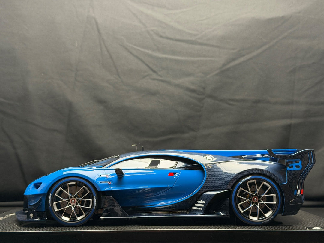 Bugatti Vision GT (Launch Version) [Runner] 1:12 scale