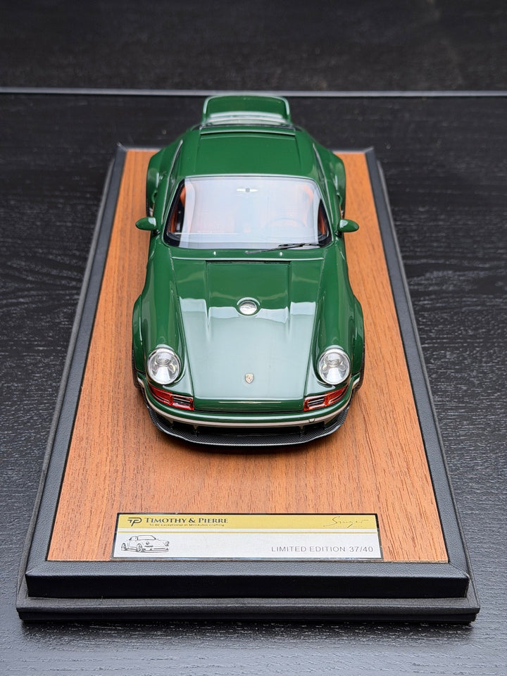 Porsche 911 Singer DLS (Dark Green) [Timothy & Pierre] 1/18 scale