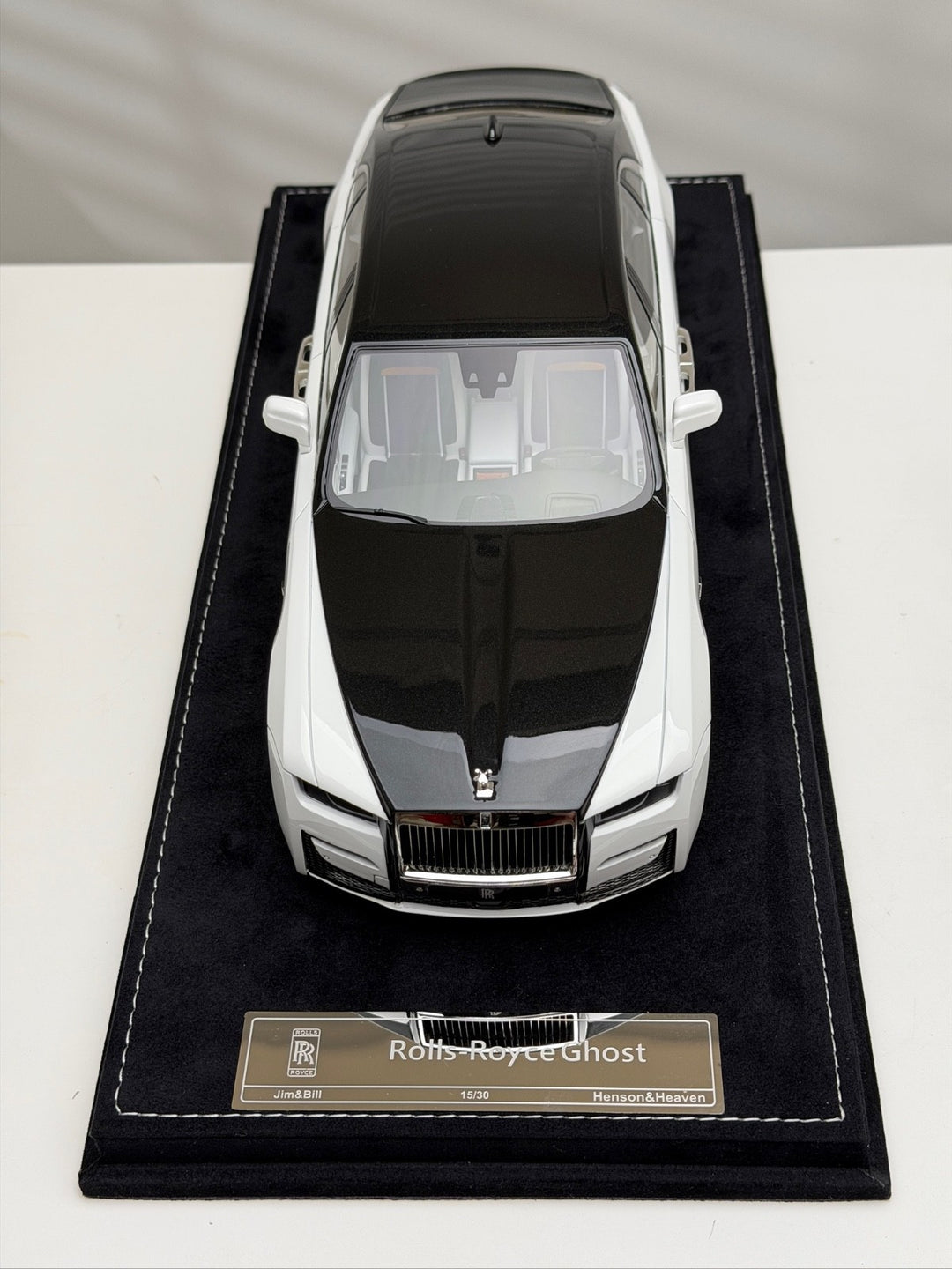 Rolls-Royce Ghost (White/ Black) [Henson&Heaven] 1/18 scale