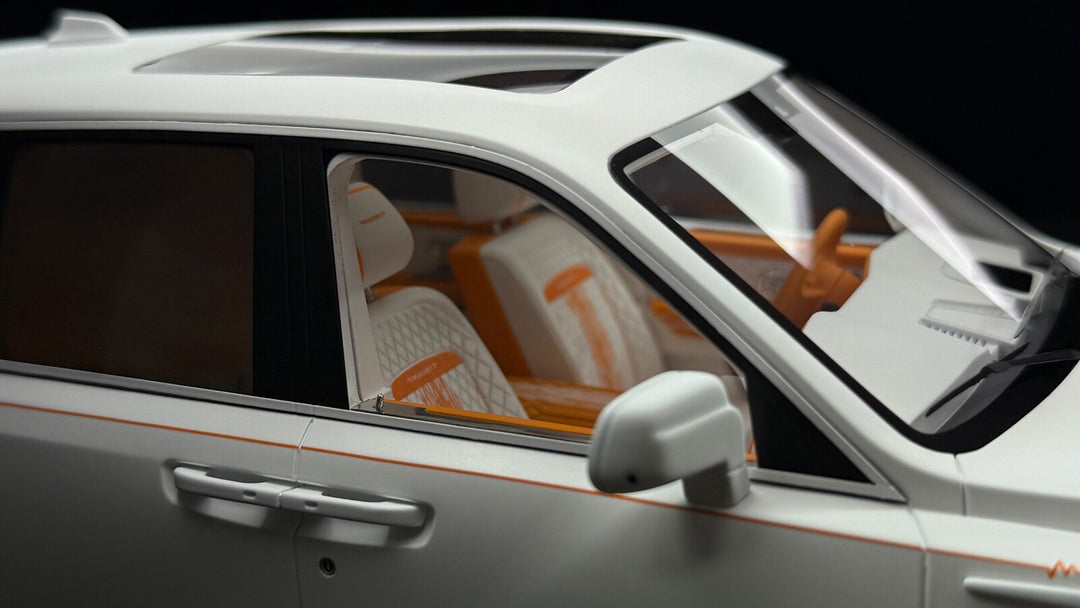 Rolls-Royce Cullinan Mansory (Matte White/ Orange) [Custom] 1/18 scale