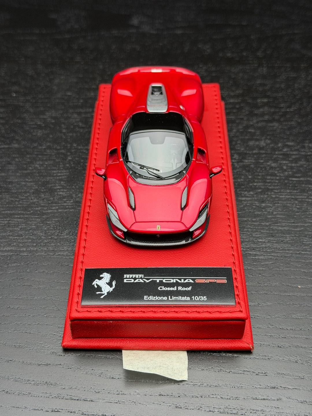 Ferrari Daytona SP3 Closed Roof (Rosso Corsa) [BBR Executive] 1:43 scale
