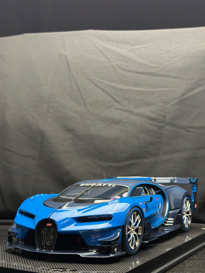 Bugatti Vision GT (Launch Version) [Runner] 1:12 scale