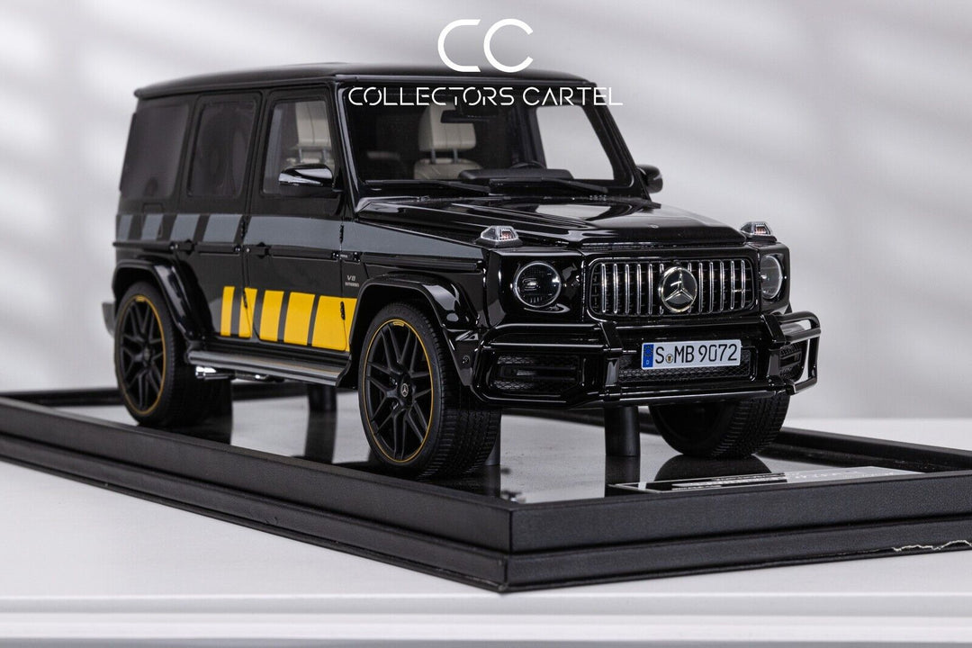 Mercedes-Benz AMG G63 (Black/ Yellow Stripes) [Motorhelix] 1/18 scale