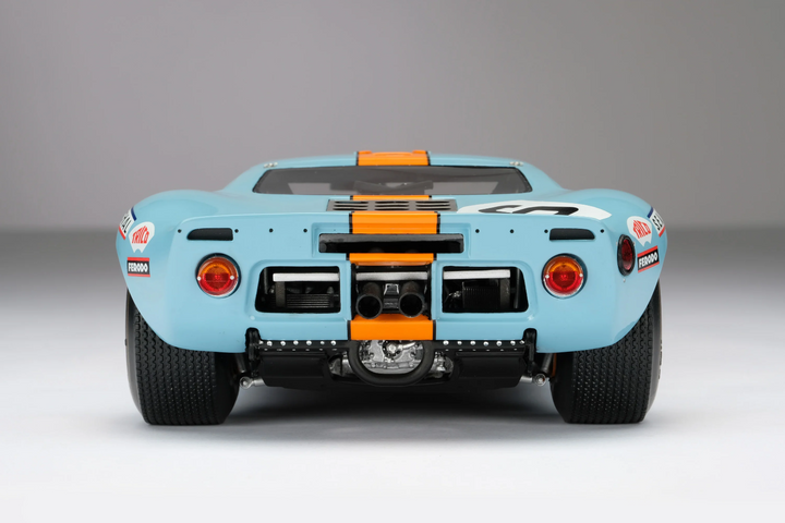 FORD GT40 (1969 LE MANS WINNER) [Amalgam] 1:18 scale