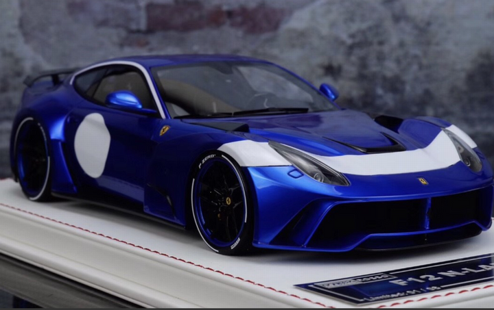 Ferrari F12 N-LARGO NOVITEC (Metallic Blue) [Davis & Giovanni] 1/18 scale