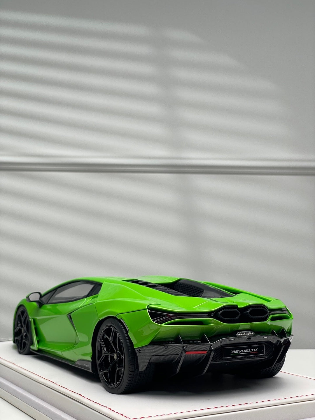 Lamborghini Revuelto (Green) [IVY Merit Model] 1/18 scale