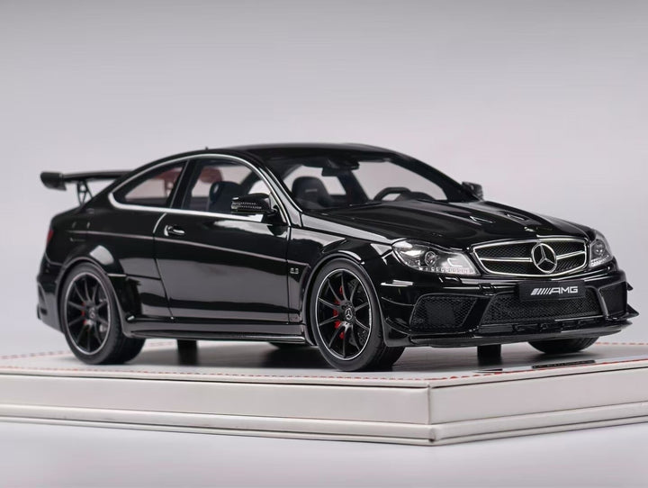 Mercedes-Benz AMG C63 Black Series (Black) [Vehicle Art] 1/18 scale
