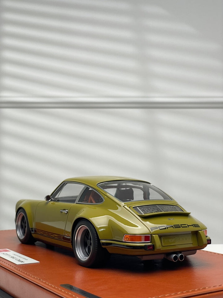 Porsche 911 Coupe Singer (Olive Drab) [Make up Eidolon] 1/18 scale