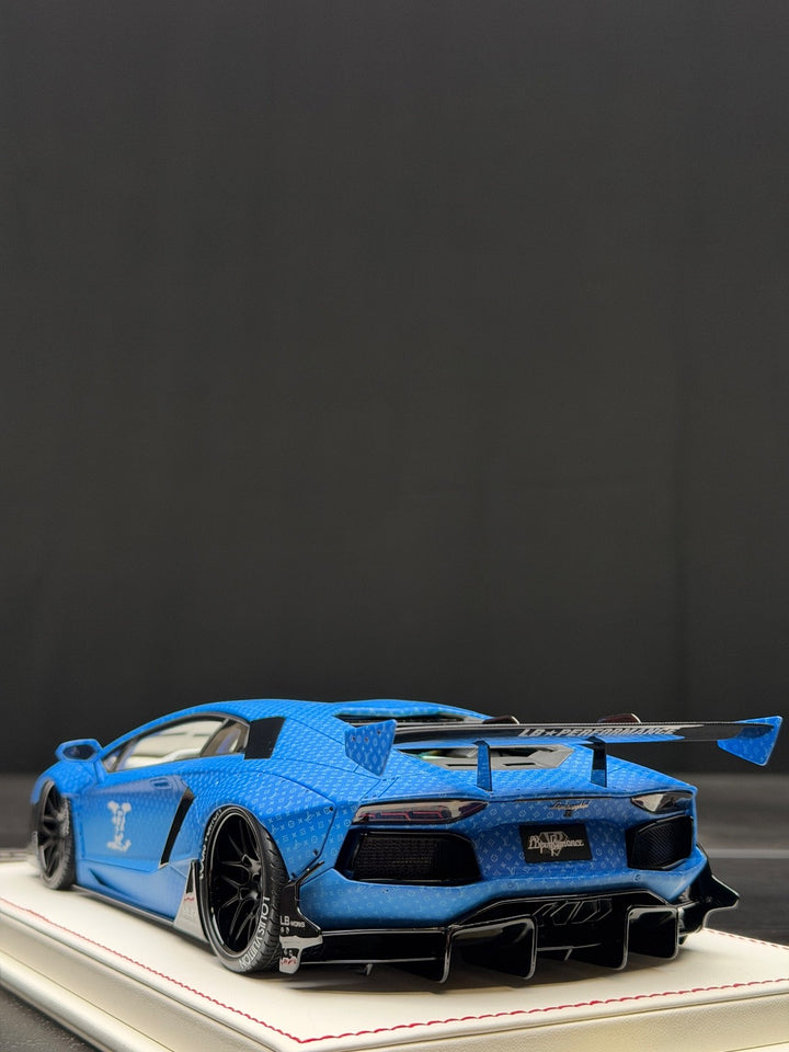 Lamborghini Aventador 2.0 LBWK (Blue LV Monogram) [Davis & Giovanni] 1/18 scale