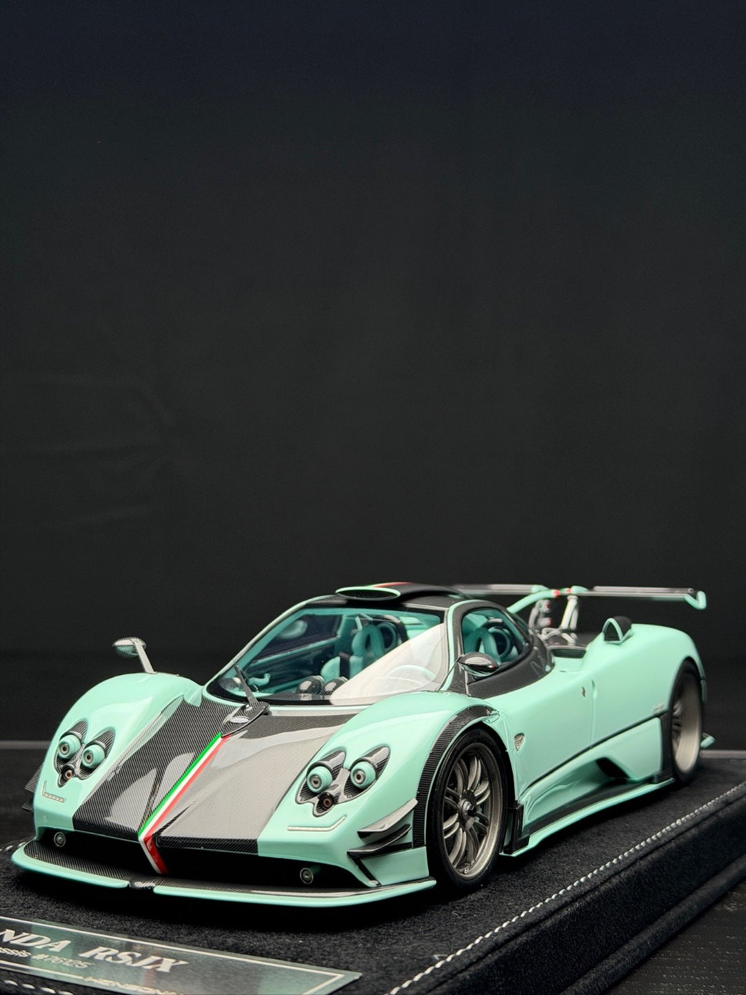 Pagani Zonda RSJX (Tiff Blue/ Carbon) [Henson&Heaven] 1/18 scale