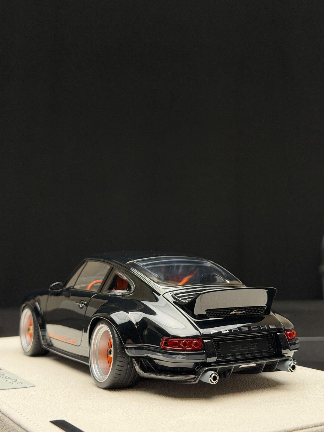 Porsche 911 Singer DLS (Black/ Orange Rims) [Make up Eidolon] 1/18 scale