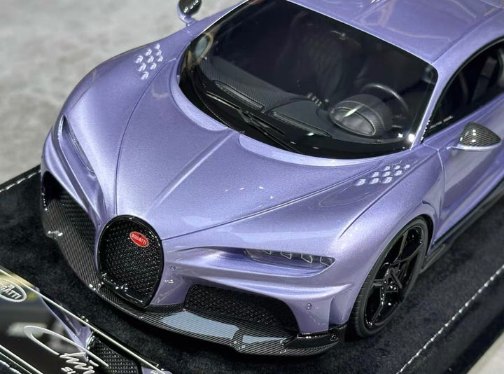 Bugatti Chiron Super Sport (Metallic Light Purple) [Henson&Heaven] 1/18 scale