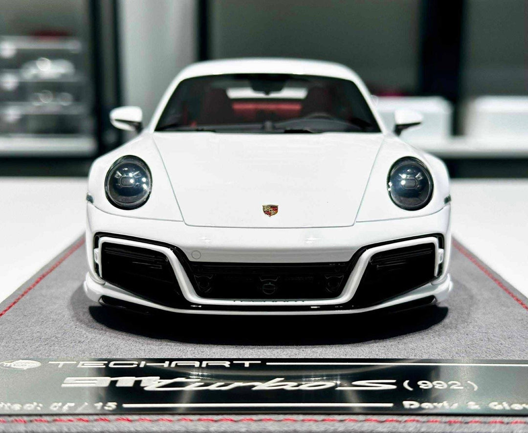 Porsche 911 Turbo S TechArt (Gloss White) [Davis & Giovanni] 1/18 scale