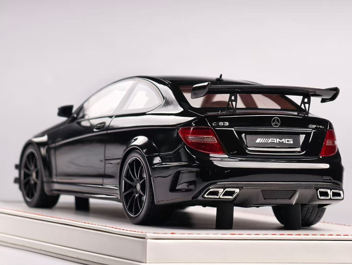 Mercedes-Benz AMG C63 Black Series (Black) [Vehicle Art] 1/18 scale