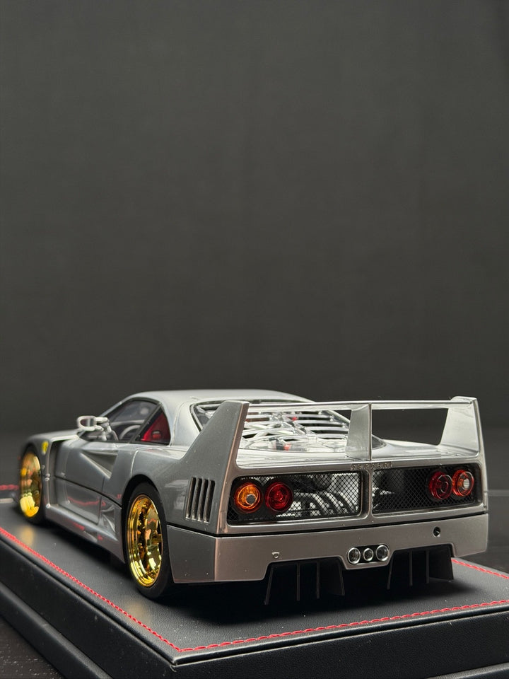 Ferrari F40 (Silver) [DIECAST SHOW] 1:18 scale