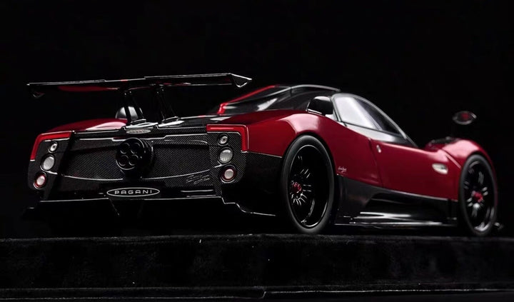 Pagani Zonda Cinque (Metallic Red/ Carbon) [Henson & Heaven] 1/18 scale