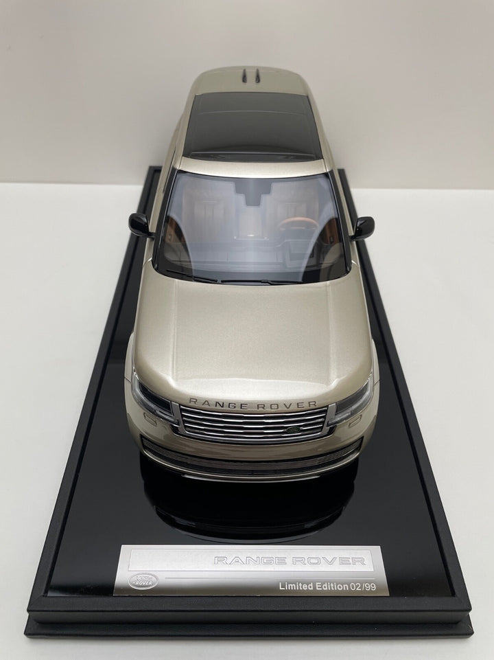 Range Rover Autobiography (Champagne Gold) [Motorhelix] 1/18 scale