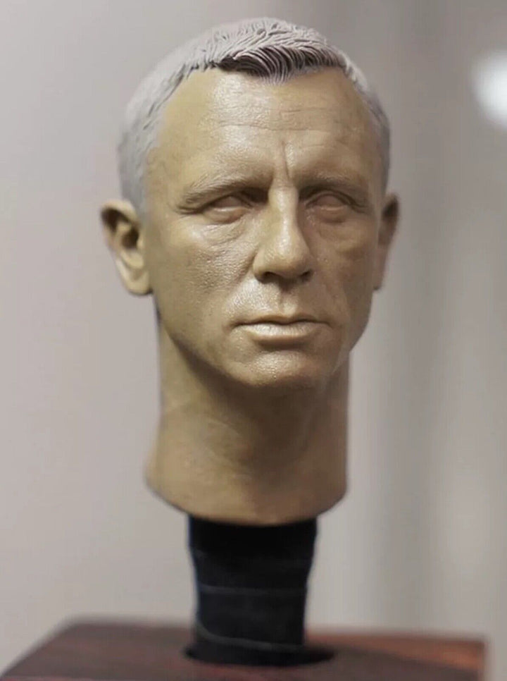 James Bond - By: YJ Park [ 1:6 scale Masterpiece] RARE