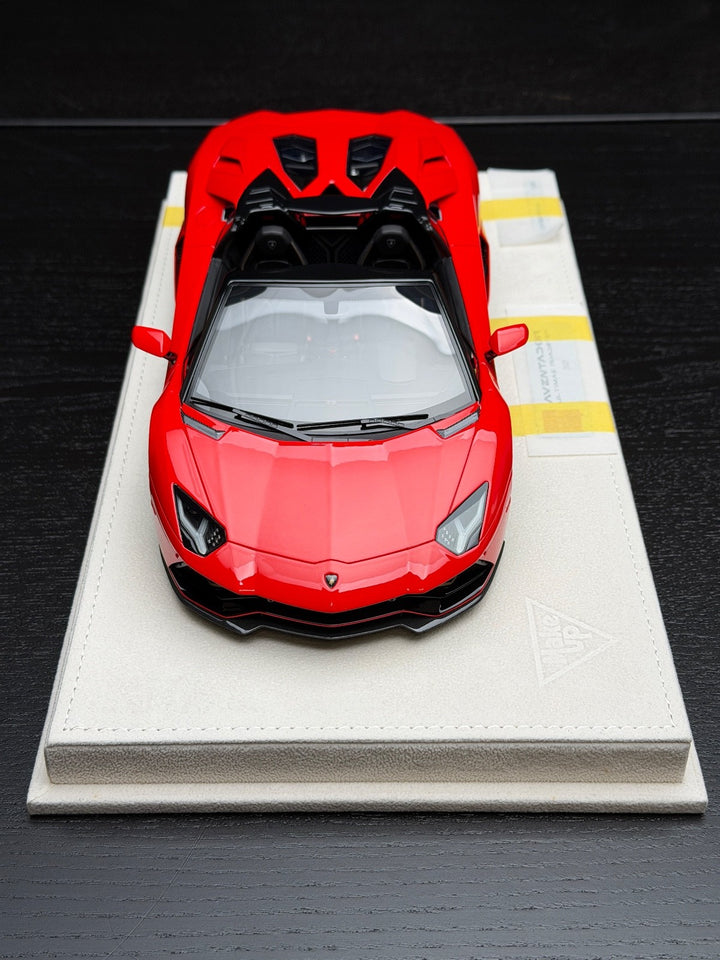 Lamborghini Aventador Ultimae Roadster (Red) [MakeUp Eidolon] 1/18 scale