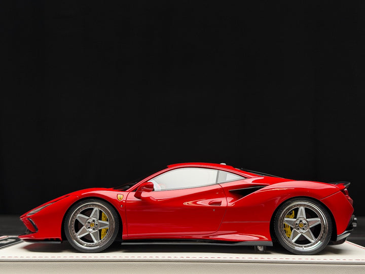 Ferrari F8 Tributo (Rosso Corsa) [Davis & Giovanni] 1:18 scale