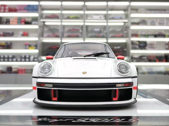 Porsche 930 DLS Singer (Pearl White) [MCM] 1/18 scale