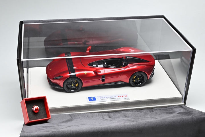 Ferrari Monza SP1 (Rosso Magma/ with Helmet) [Hermez Collection] 1/18 scale
