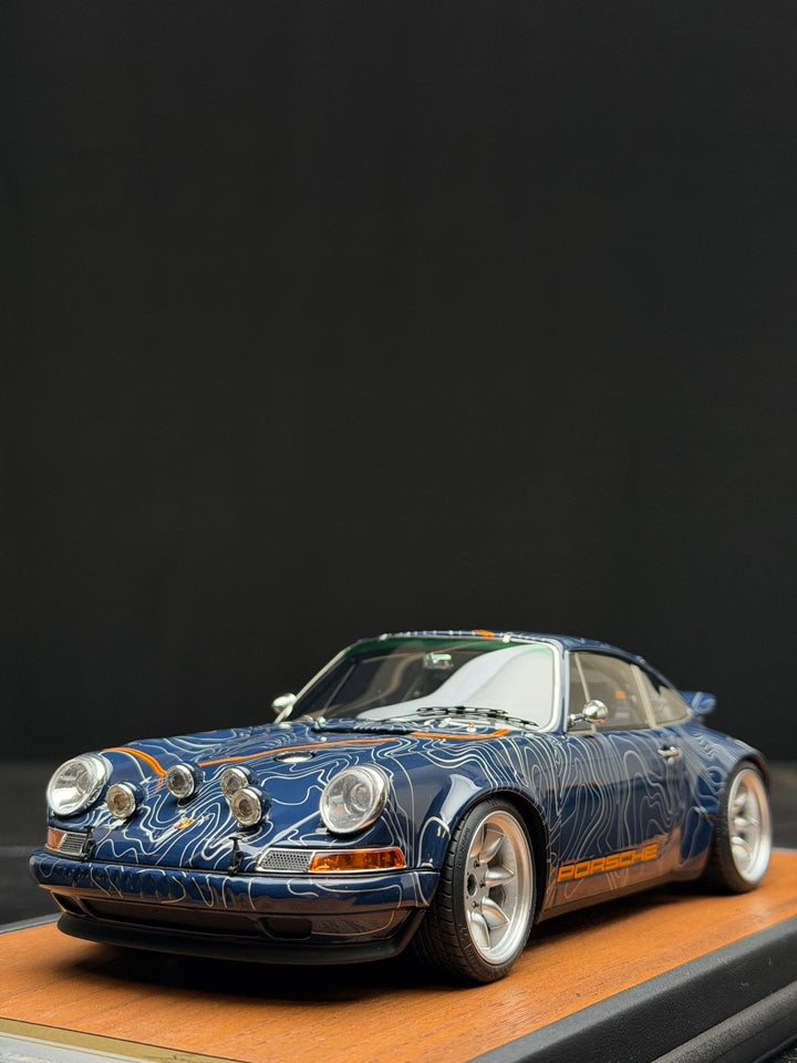 Porsche 911 Singer DLS (Mulholland) [Timothy & Pierre] 1/18 scale