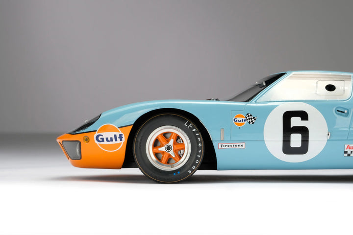 Ford GT40 (1969 Le Mans Winner) [Amalgam] 1:18 scale